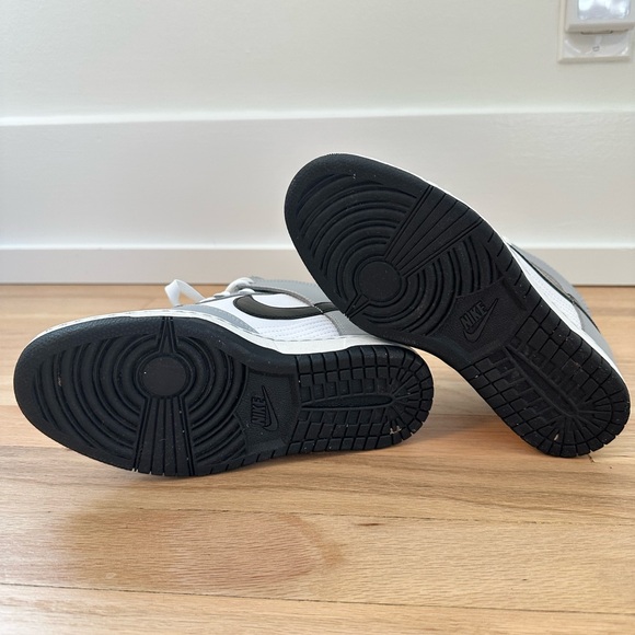 Women's Nike Dunk Sky High Wolf Grey
Good condition, used. - Picture 7 of 8